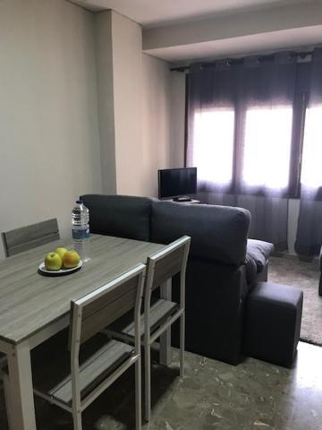 Apartament Encantador Al Centre De Vic Aptgarbi エクステリア 写真